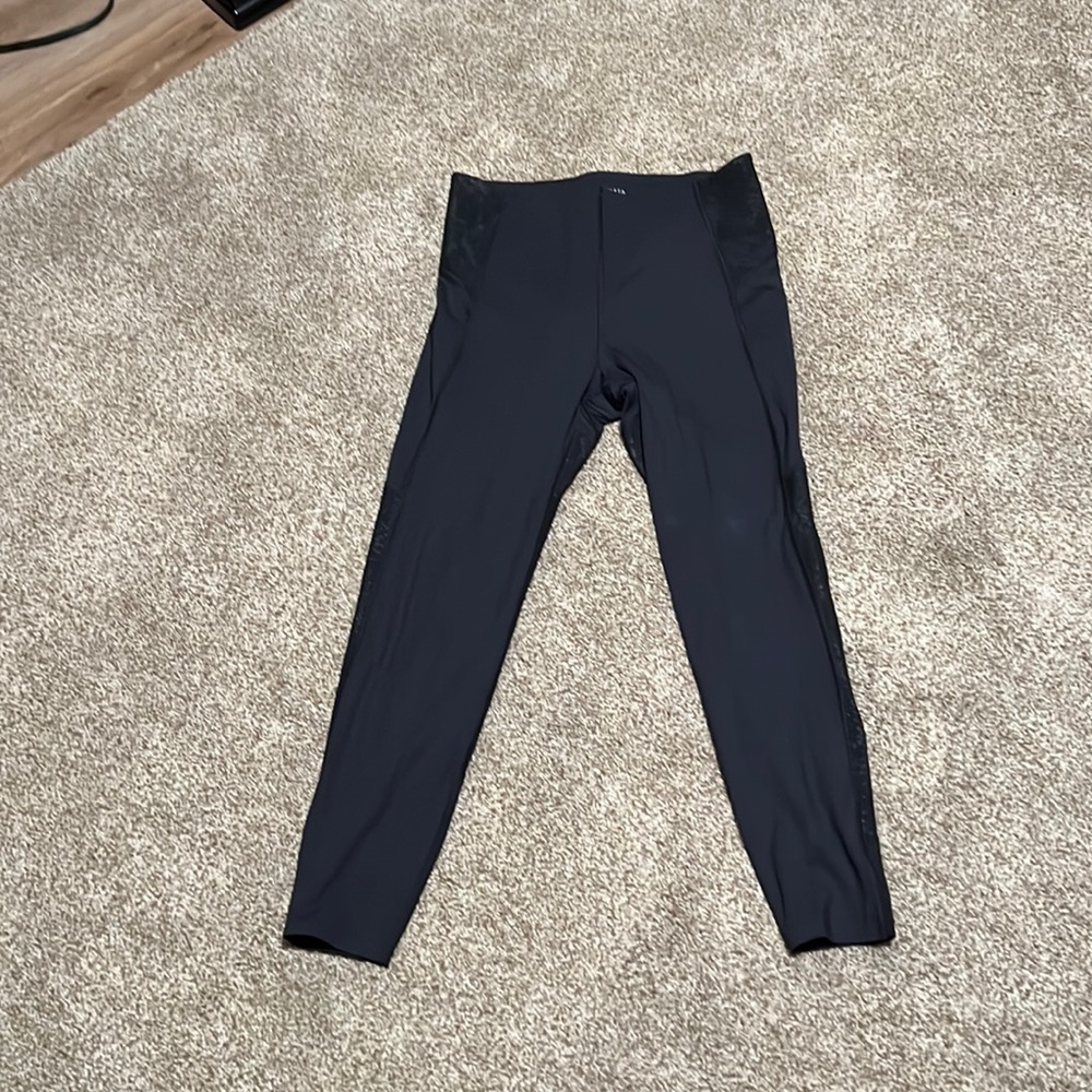 Black Athleta workout pants